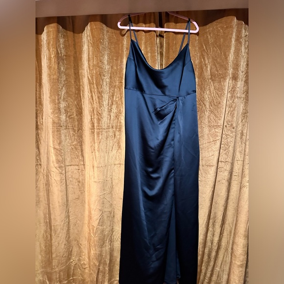 Dessy Collection Cowl-Neck Draped Wrap Maxi Dress with Front Slit - Evergreen - Picture 4 of 7